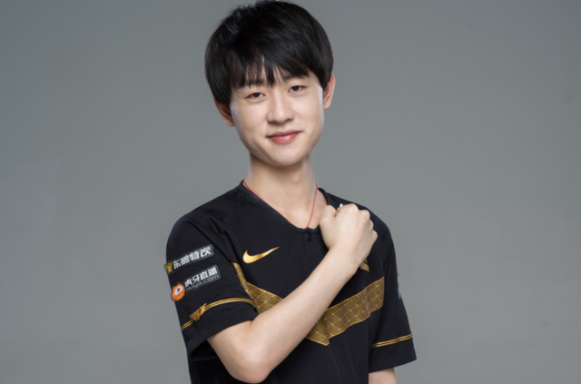 的同时也在 的同时也在